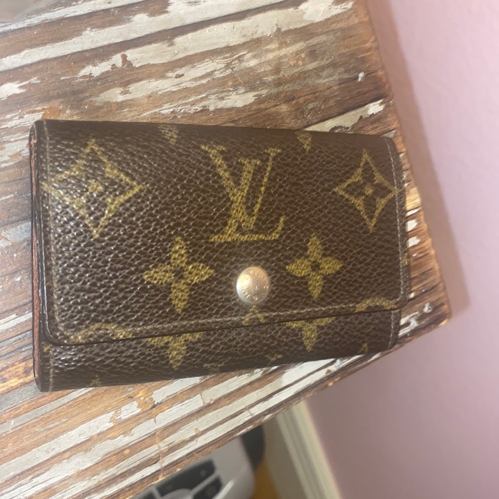 Louis Vuitton monogram 6 ring key holder